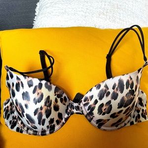 VS PINK BRA